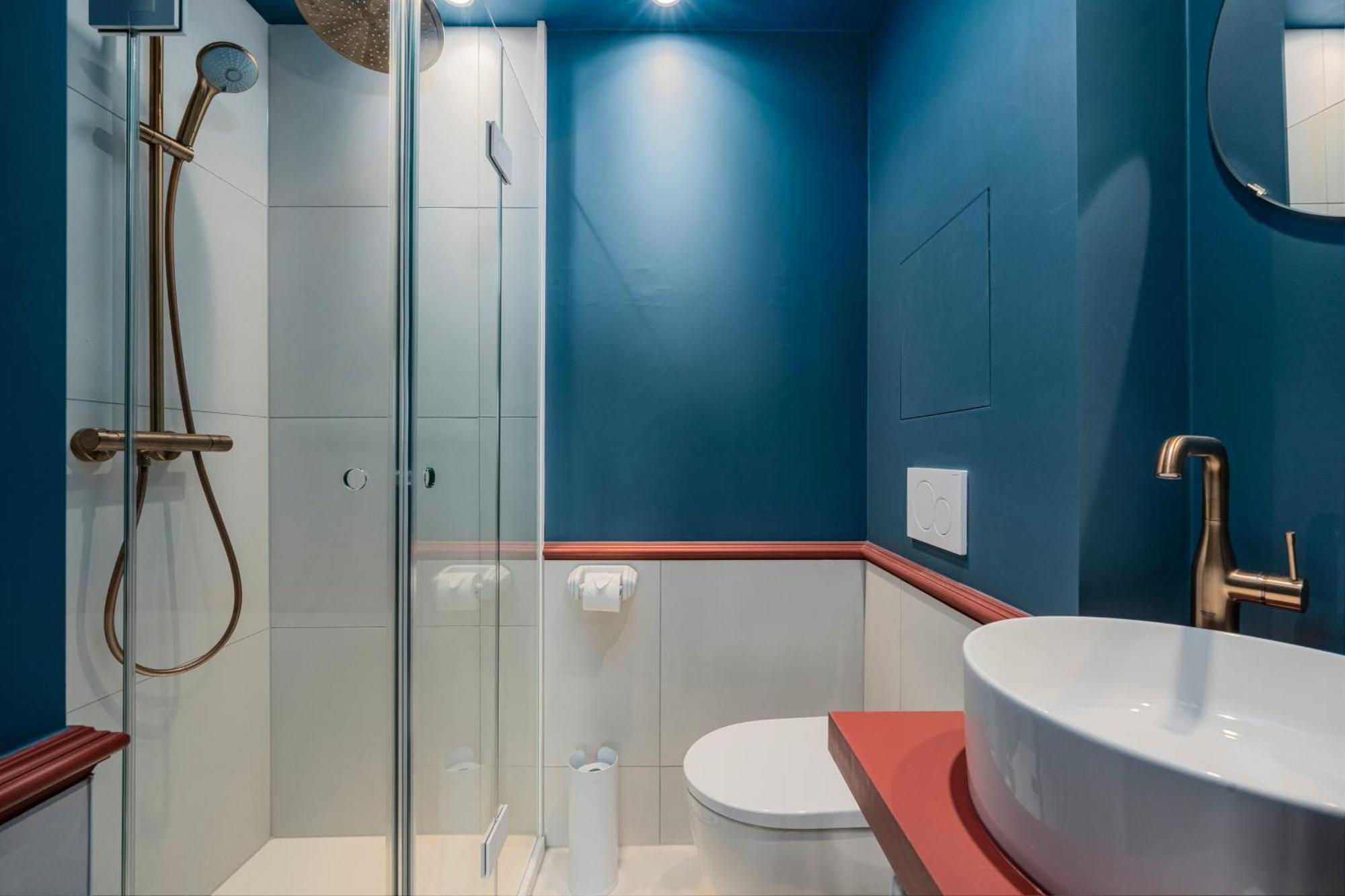 Aparthotel The Queen's Twelve By Romy&travis Brügge
